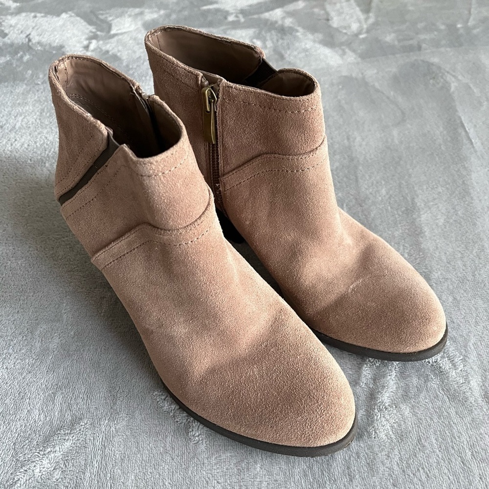 Franco Sarto Domino Tan Brown Suede Ankle Boots Size 6 Medium